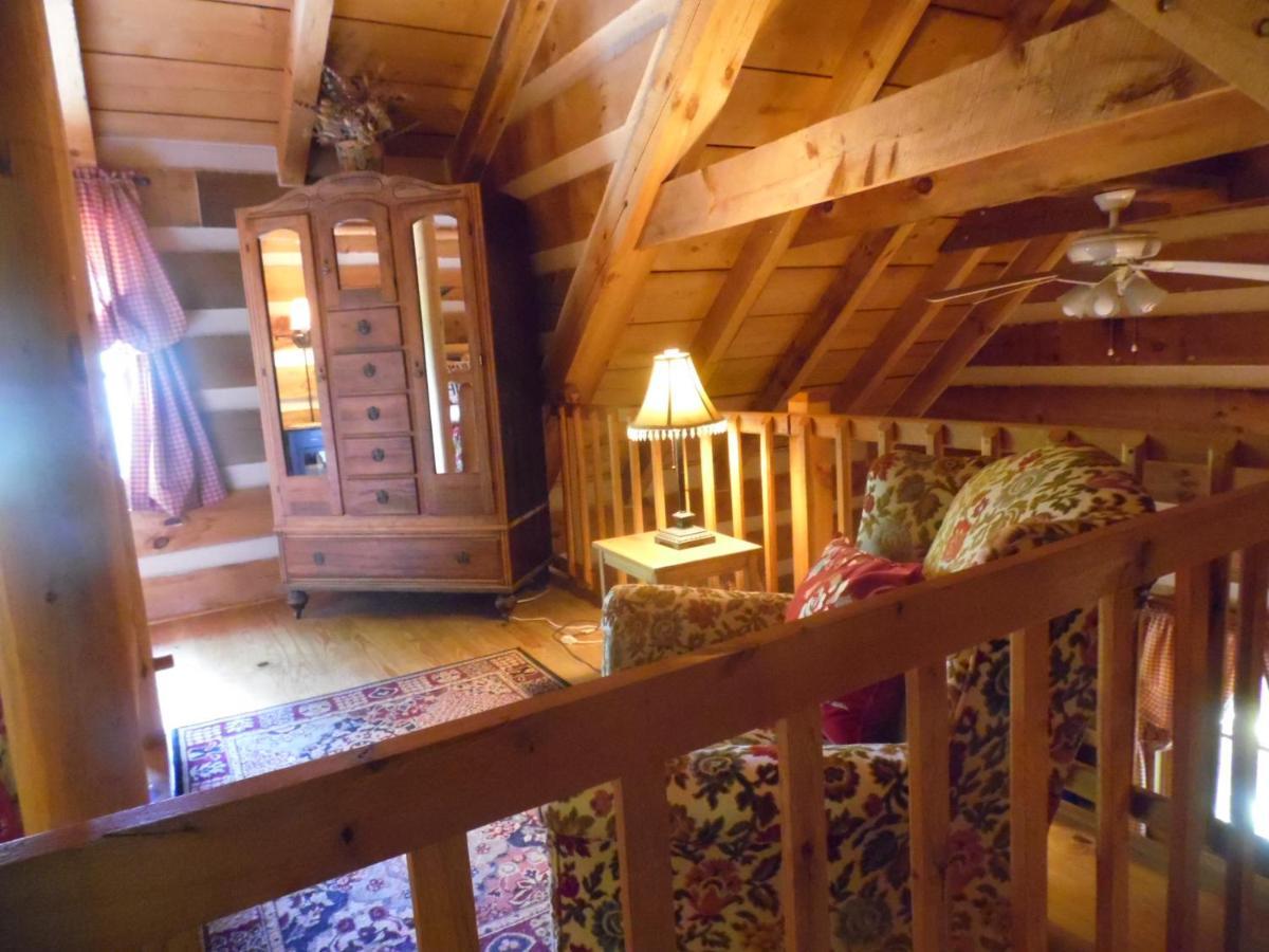 Fiddlers Roost B&B Cabins Galax Exterior photo
