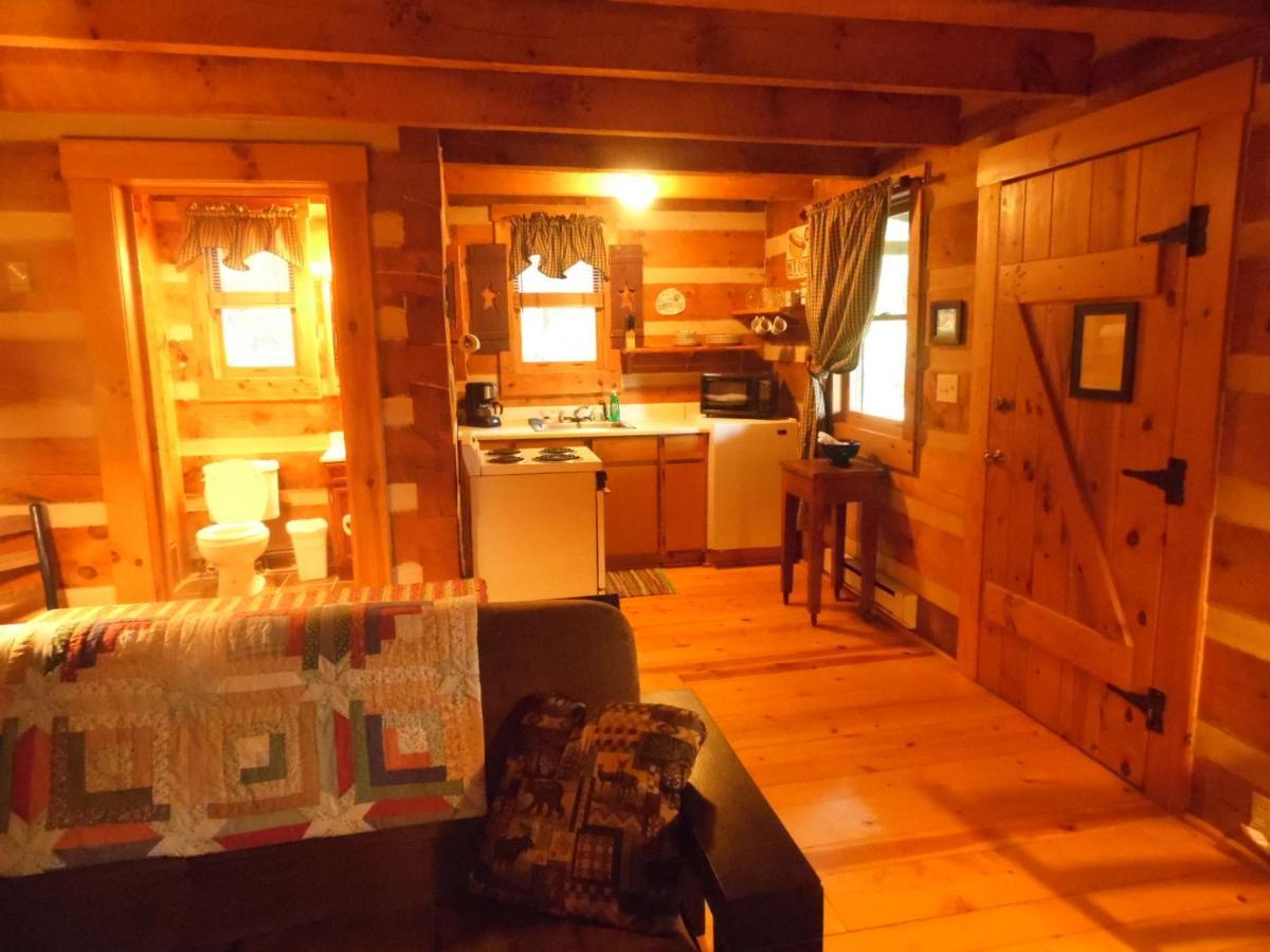 Fiddlers Roost B&B Cabins Galax Exterior photo